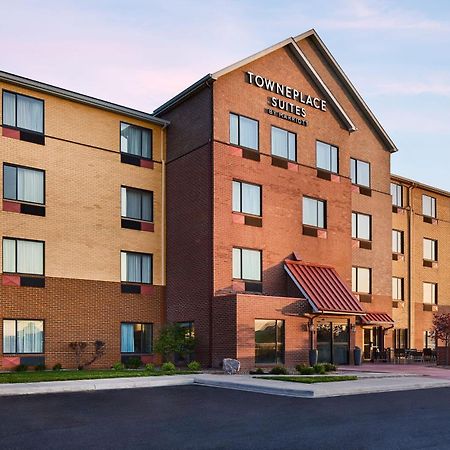 Towneplace Suites By Marriott Garden City Exterior photo